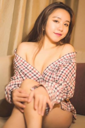 公交车猛烈进出苏婷_高清手机在线观看